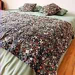 度假居 Spacious, Bright And Comfortable Bedrooms *