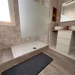 Spacious, Bright And Comfortable Bedrooms 拉内默藏