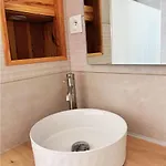 度假居 Spacious, Bright And Comfortable Bedrooms 拉内默藏