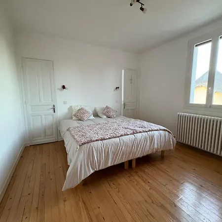 Spacious, Bright And Comfortable Bedrooms Casa vacanze