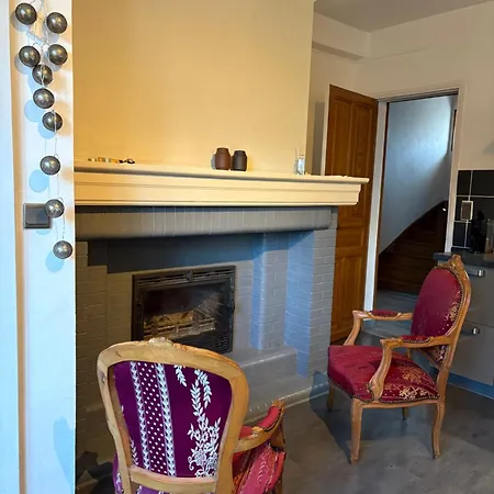 Spacious, Bright&comfortable Bedrooms *